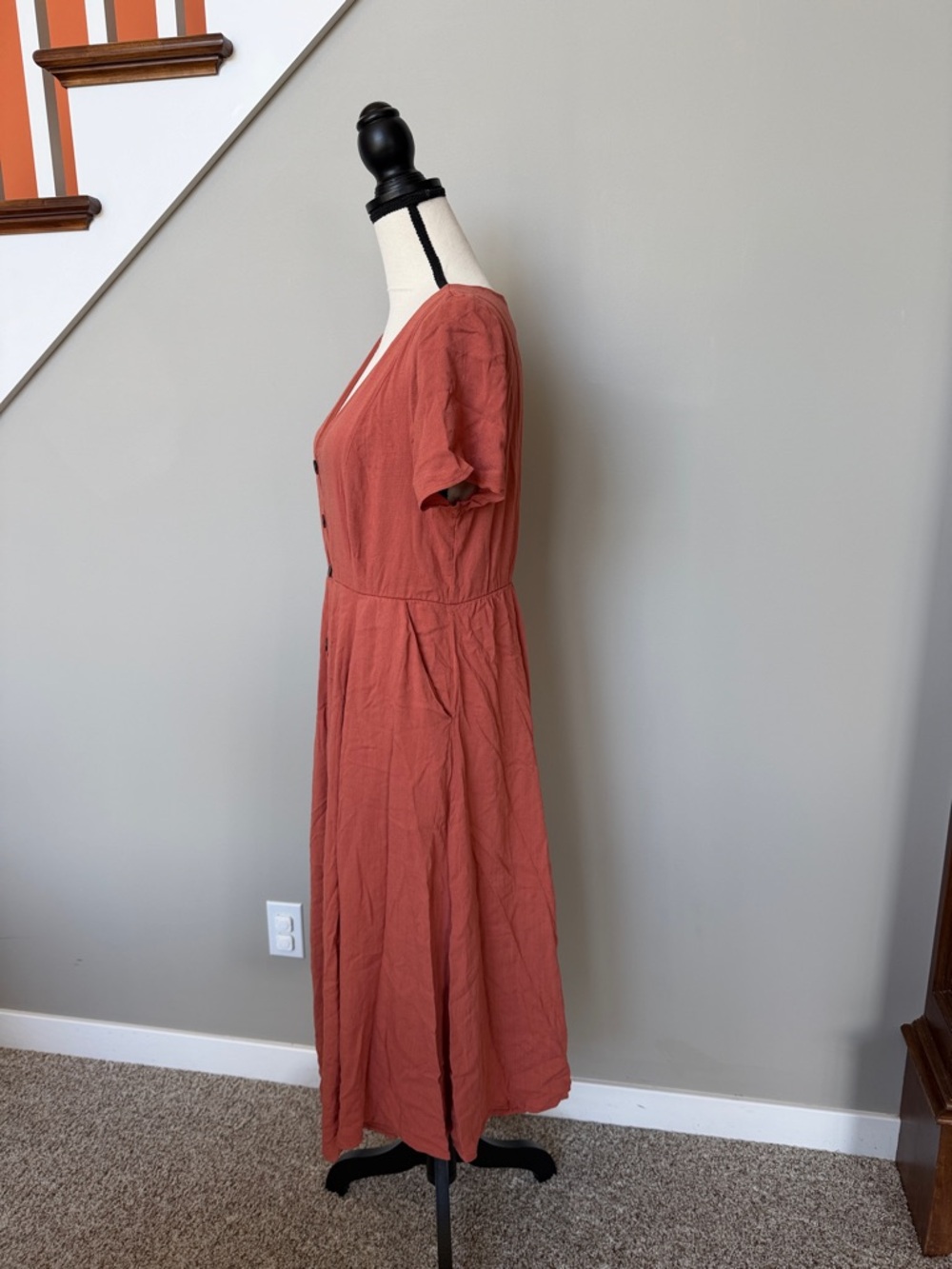 torrid Rust Button-Front V-Neck Midi Dress - Picture 3 of 7